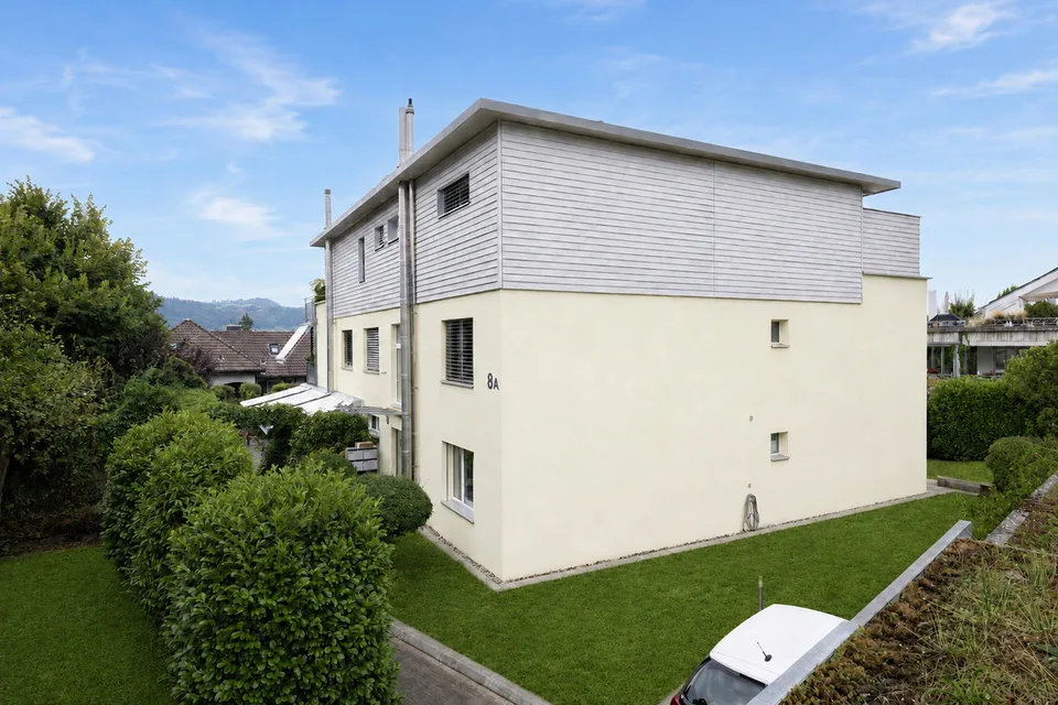 APPARTEMENT JARDIN SPACIEUX DANS UN EMPLACEMENT POPULAIRE À MURI – photo 12 sur 13