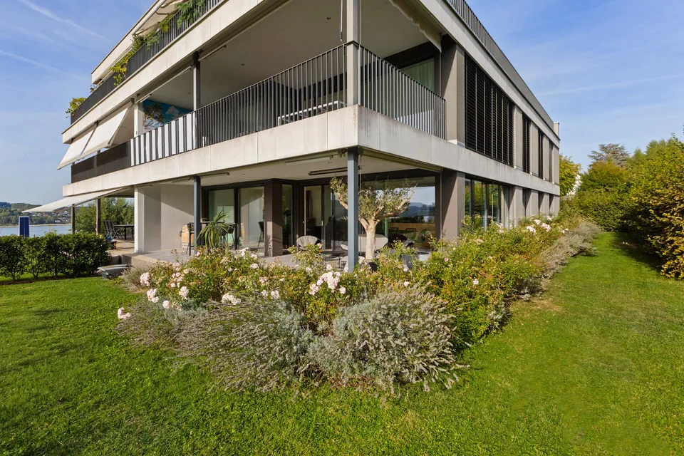 Appartamento esclusivo di 4,5 locali con giardino, molto spazio, verde, luce e privacy – foto 17 di 26