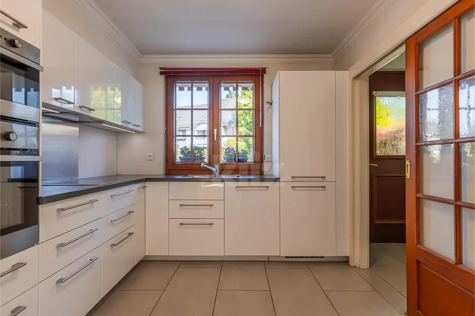 Deliziosa casa a schiera con studio indipendente – foto 6 di 13