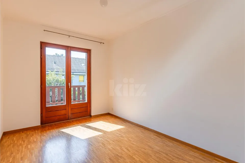 Deliziosa casa a schiera con studio indipendente – foto 7 di 13