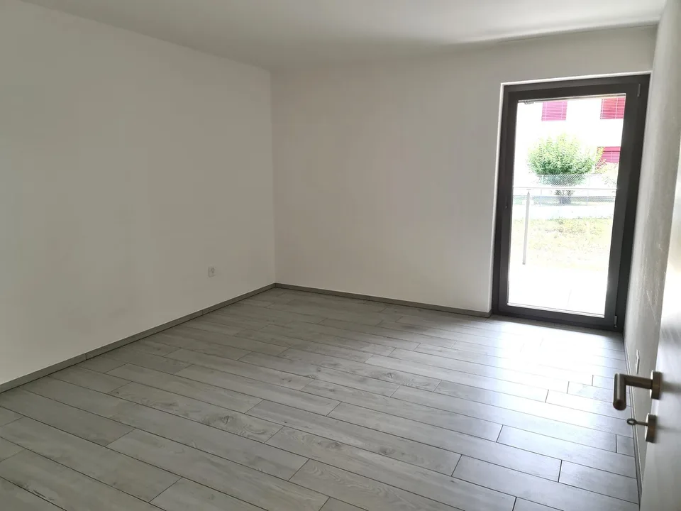 A louer magnifique appart. de 2,5 pièces dans immeuble comme neuf avec place de parc dans le garage – photo 7 sur 14