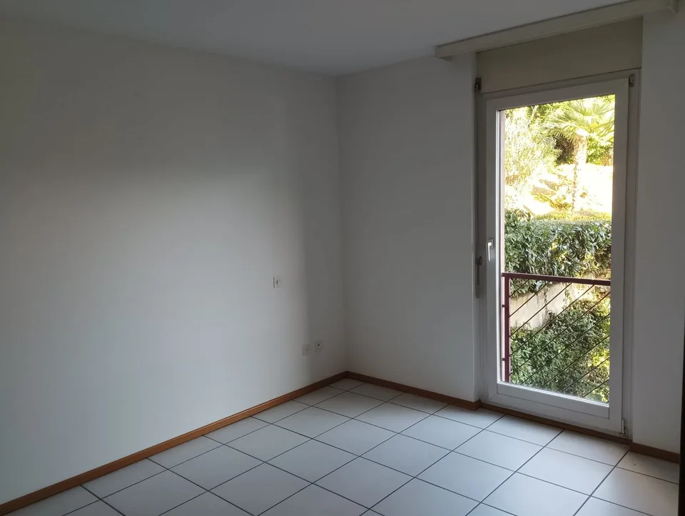 Zweizimmerwohnung in Ponte Tresa Hügel im zweiten Stock – Foto 4 von 6