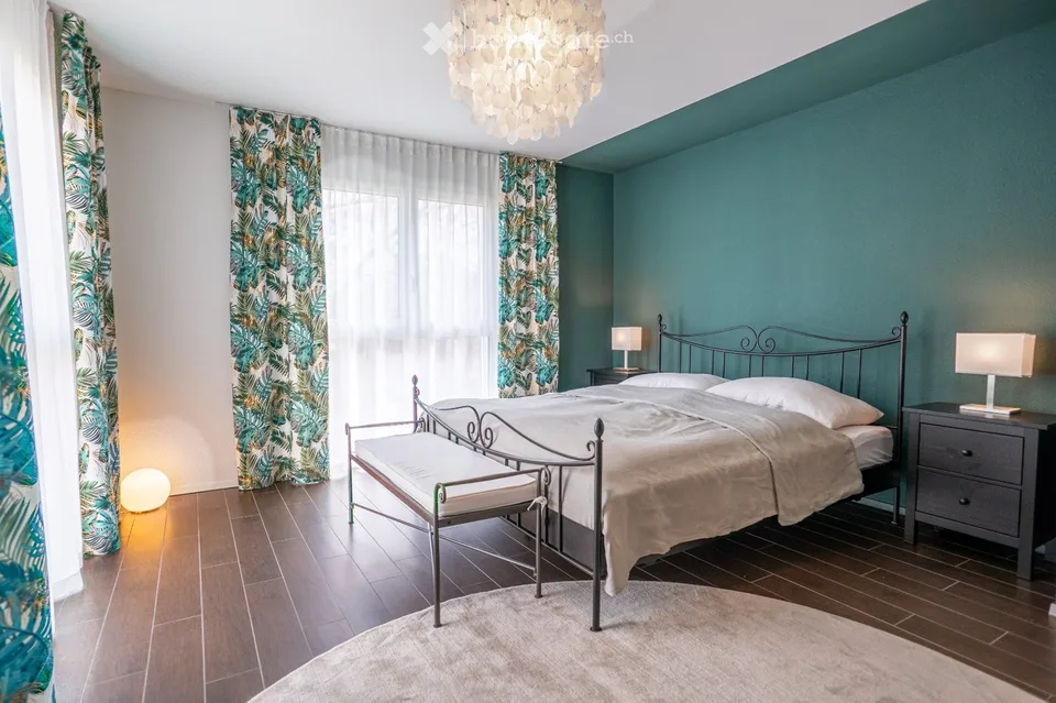 Appartement spacieux, fraîchement rénové de 3,5 pièces avec balcon – entièrement meublé et prêt à être occupé – photo 9 sur 11