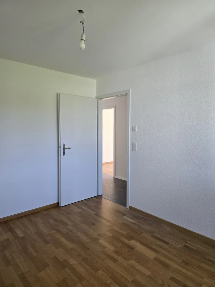 Wohnung mit 4,5 Zimmern im 1. Stock, 100 m2, mit Aufzug – Foto 8 von 13