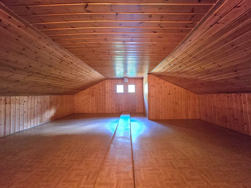 Appartamento duplex da ristrutturare con terrazza e annessi a La Luette nel cuore del Val d'Hérens – foto 11 di 20