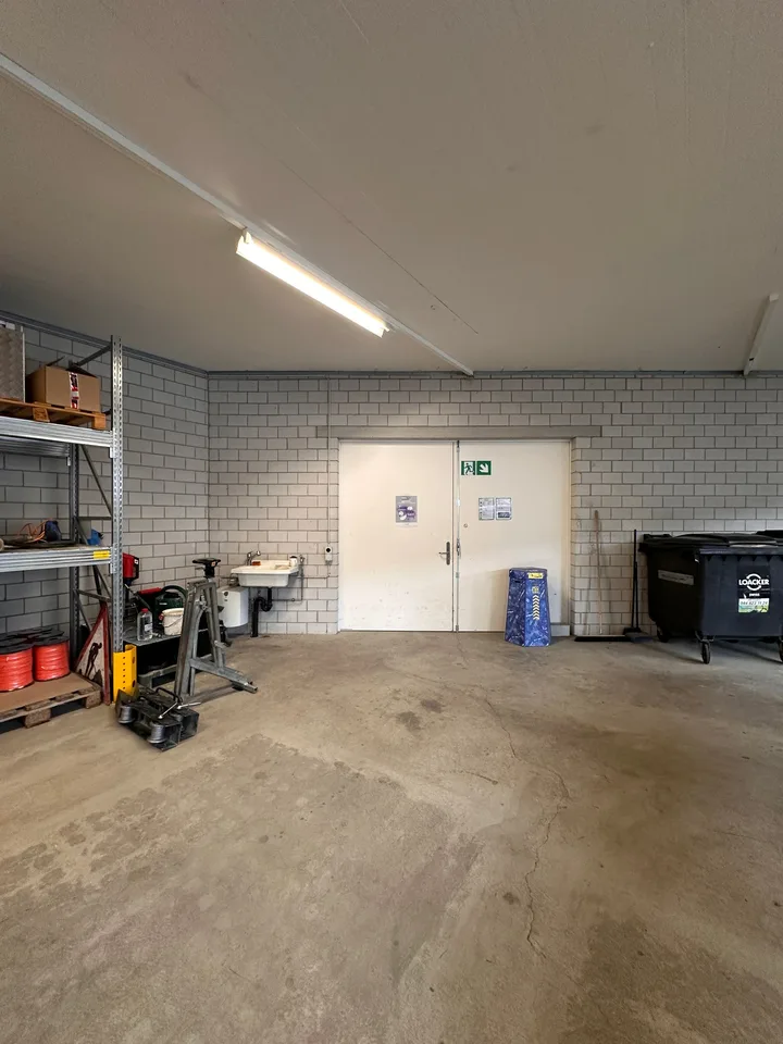 Spazio commerciale e al dettaglio in Allmendstrasse 38 a Fehraltorf – foto 4 di 8