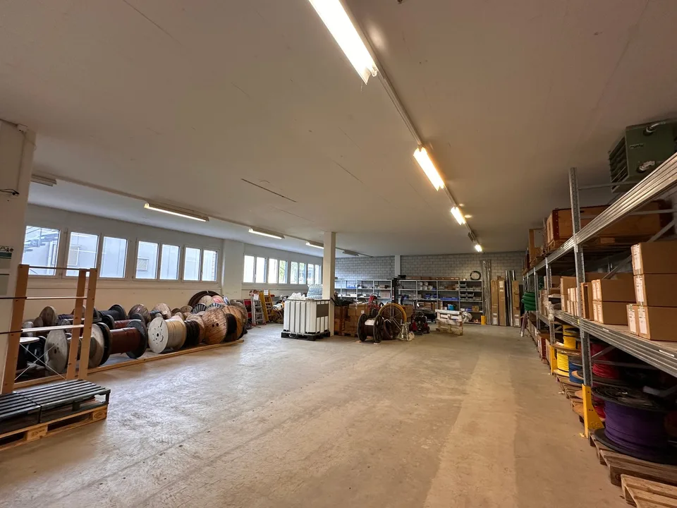 Spazio commerciale e al dettaglio in Allmendstrasse 38 a Fehraltorf – foto 7 di 8
