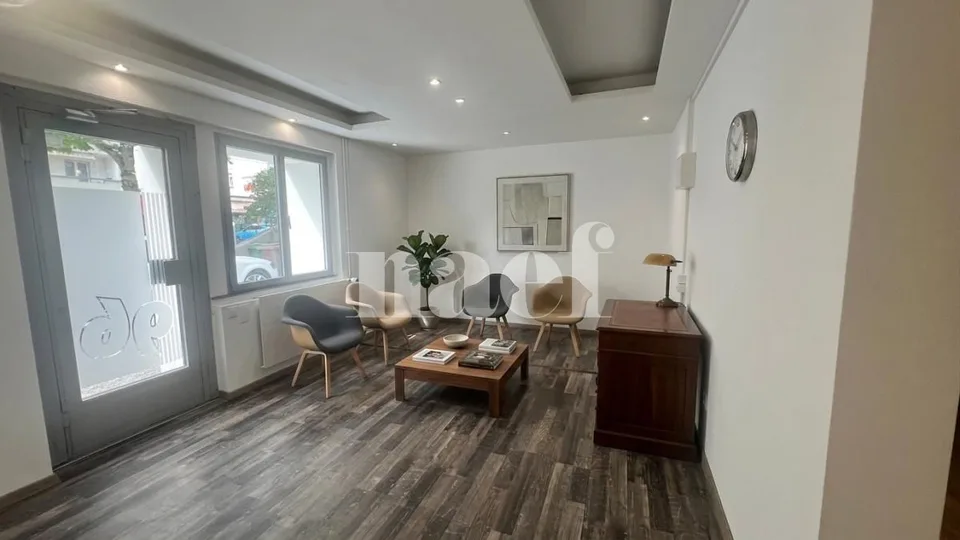 Renoviertes Geschäft – Foto 4 von 5