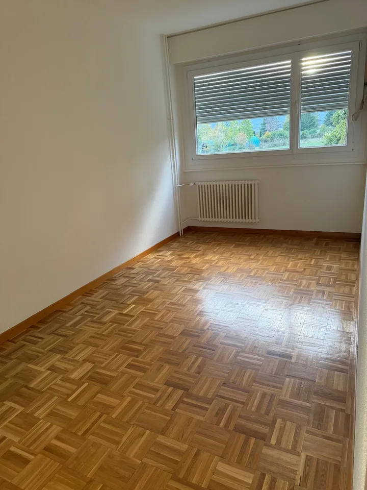 Wohnung mit 6 Zimmern und Balkon in Avully – Foto 6 von 7