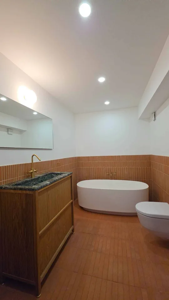 ELEGANT ATTIC OF HIGH STANDARD, COMPLETELY RENOVATED – photo 11 of 11