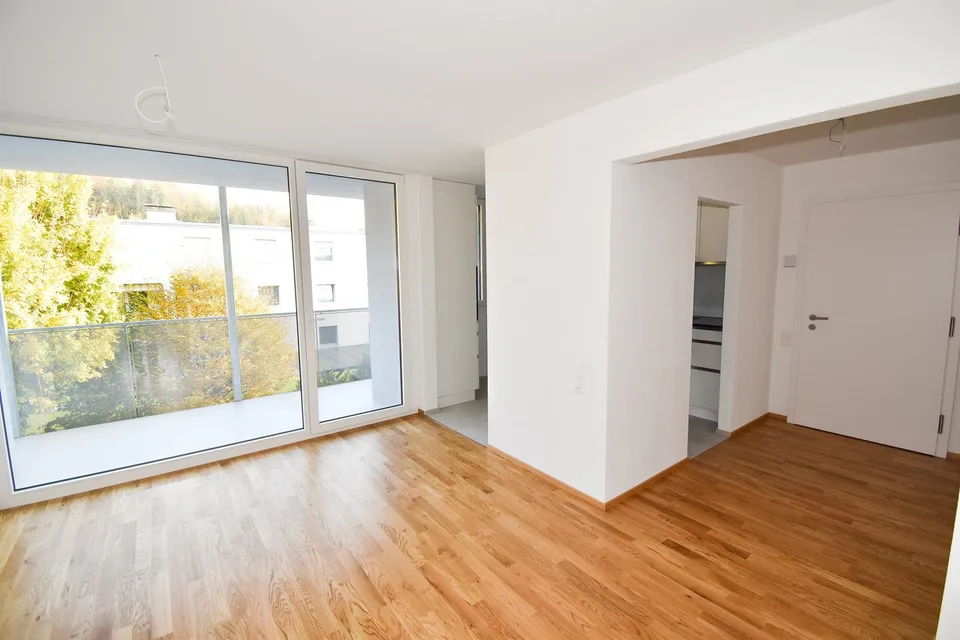 Schöne Wohnung an bester Lage mit Aussicht ins Grüne – Foto 2 von 12