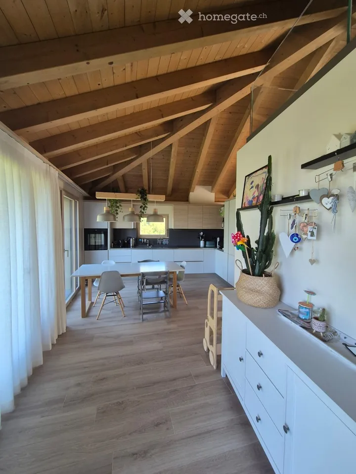 Wohnung mit 4 Zimmern in Breno – Foto 2 von 5
