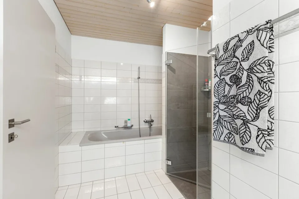 Maison de rangée de 5½ pièces avec un terrain généreux – photo 17 sur 26