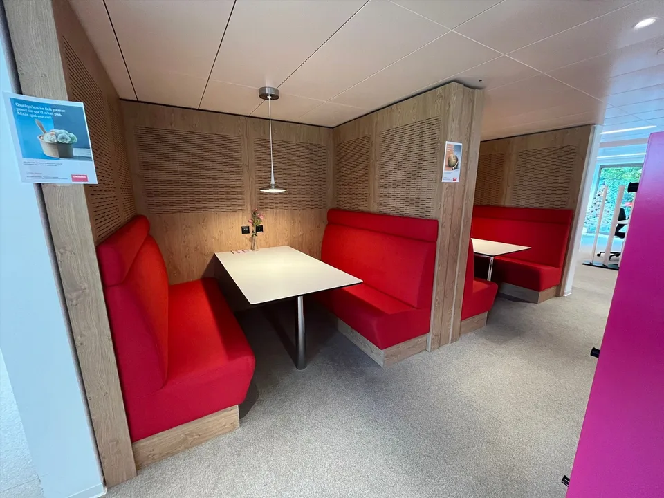 Magnifiques bureaux modernes aménagés selon un concept multispace – foto 3 di 11