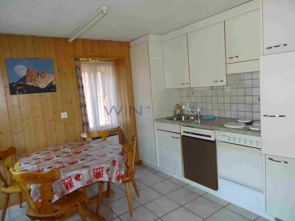 Charmant appartement de 3,5 pièces au cœur d'Eischoll – photo 3 sur 5