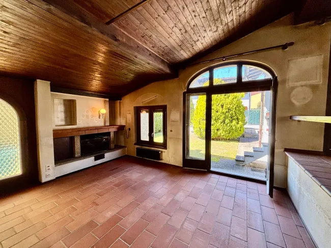 Casa unifamiliare con giardino e piscina / Einfamilienhaus mit Garten und Schwimmbad – photo 7 sur 8