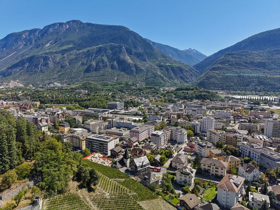 Locali commerciali in PPE nel cuore di Sierre - Una posizione centrale – foto 2 di 13