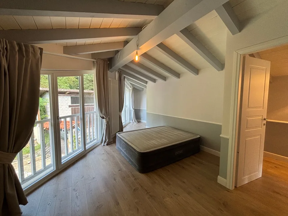 Graziosa casa con terrazzo, doppio box auto + posteggio / Ferienhaus in Der Nähe von Figino/Lugano – Foto 7 von 10