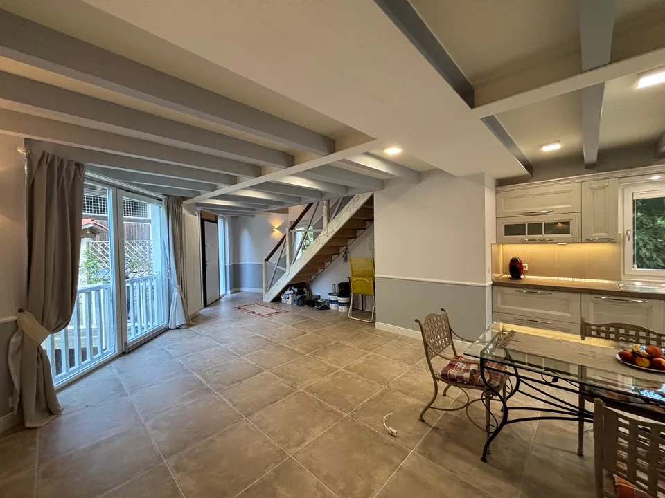 Graziosa casa con terrazzo, doppio box auto + posteggio / Ferienhaus in Der Nähe von Figino/Lugano – Foto 5 von 10