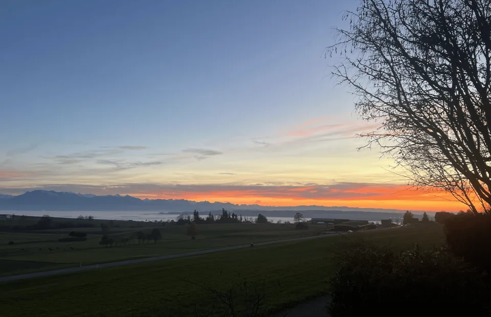 IDYLLE FAMILIALE EXCLUSIVE - SITUATION DE PREMIER ORDRE DEVANT UN PANORAMA ALPIN – photo 5 sur 12