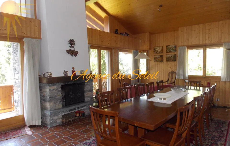 Sehr schönes Chalet mit 7,5 Zimmern auf einem großen, baumgesäumten Grundstück! – Foto 3 von 13