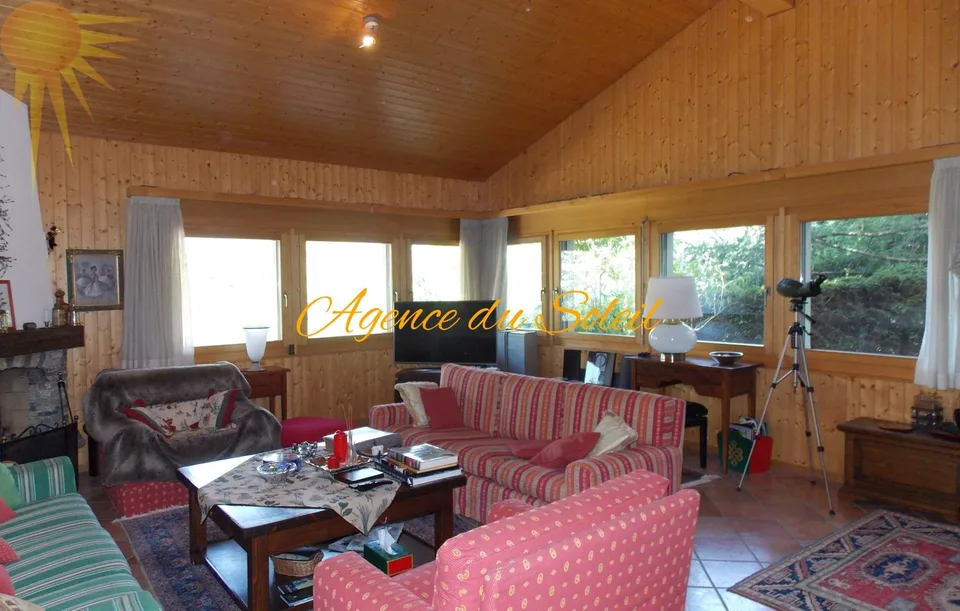Sehr schönes Chalet mit 7,5 Zimmern auf einem großen, baumgesäumten Grundstück! – Foto 5 von 13