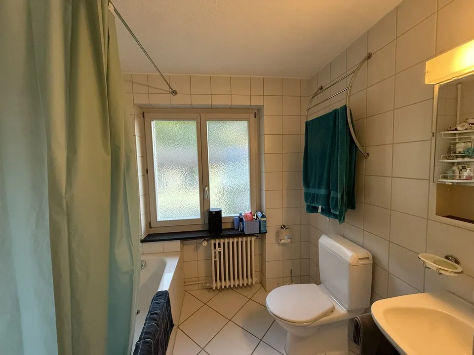 Grosszügige 3.5-Zimmerwohnung im Dachgeschoss in Olten – Foto 6 von 8