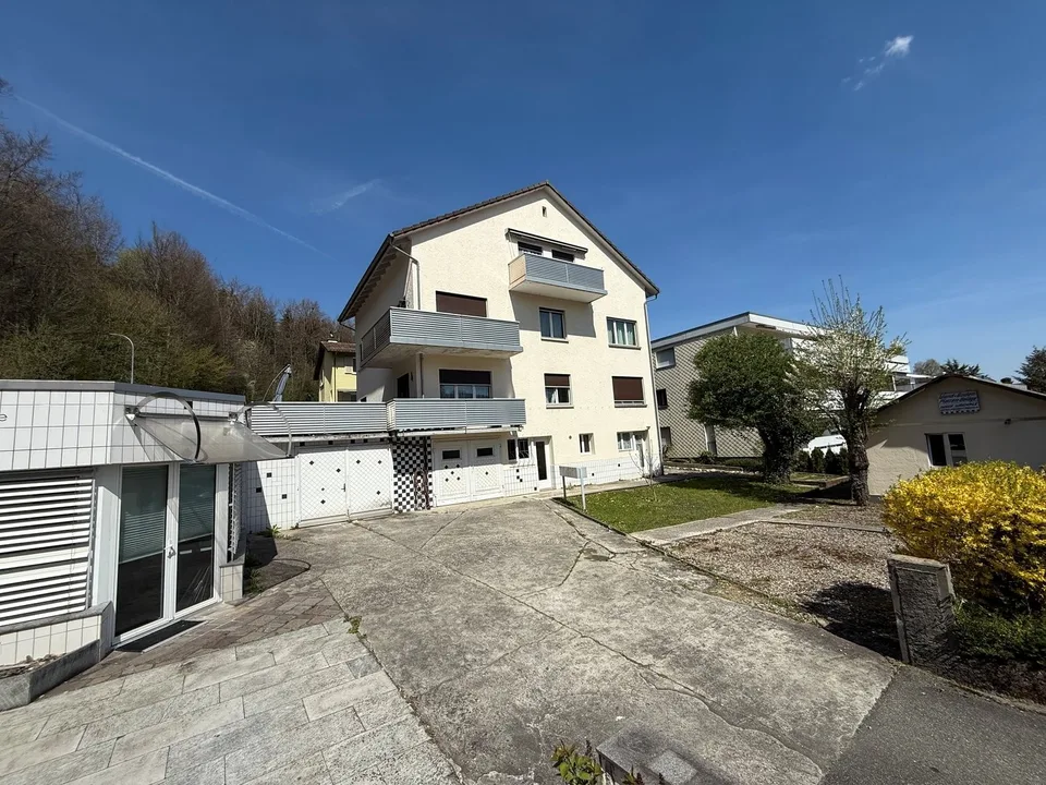 Grosszügige 3.5-Zimmerwohnung im Dachgeschoss in Olten – Foto 8 von 8