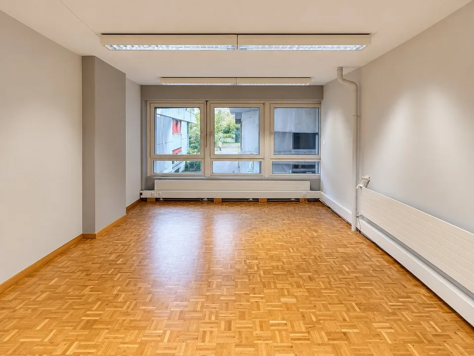 Espace de bureau attractif au cœur de Liebrüti – photo 3 sur 3