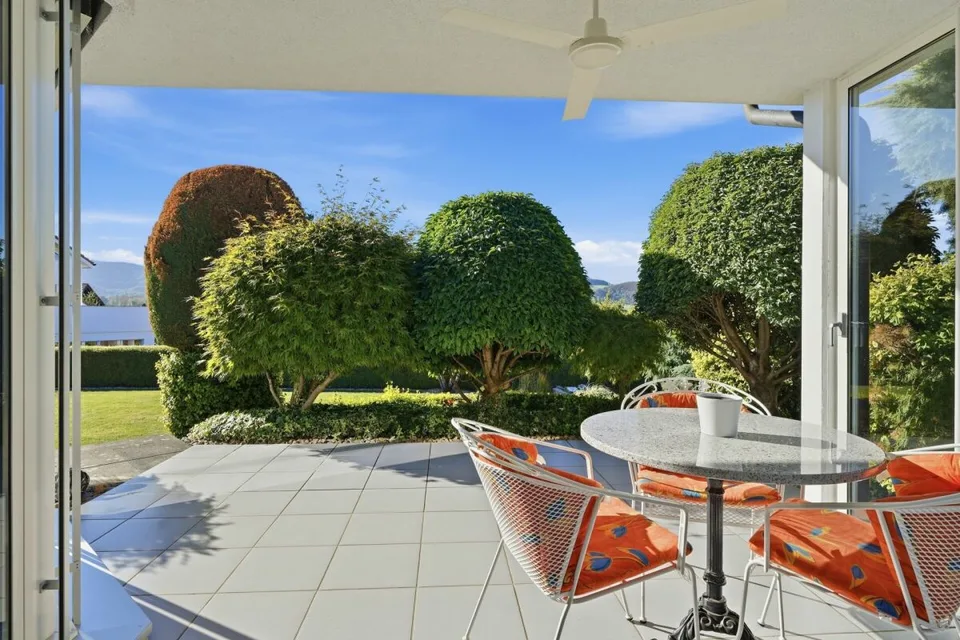 Casa unifamiliare di 5,5 locali ben curata con giardino da sogno a Rünenberg – foto 12 di 13