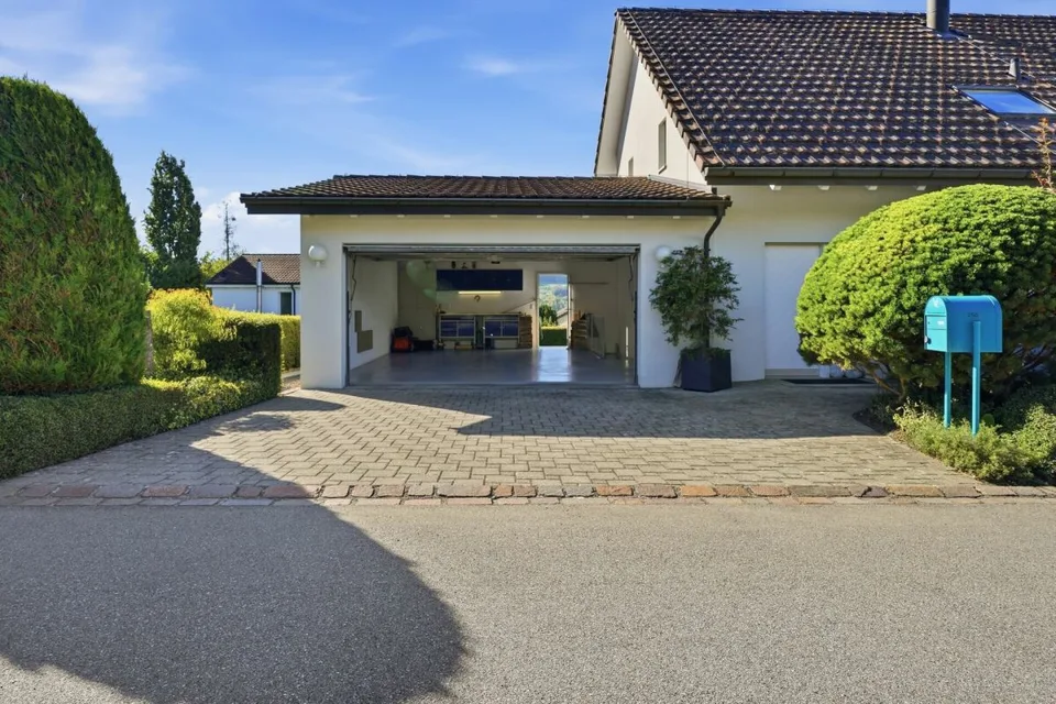 Casa unifamiliare di 5,5 locali ben curata con giardino da sogno a Rünenberg – foto 10 di 13