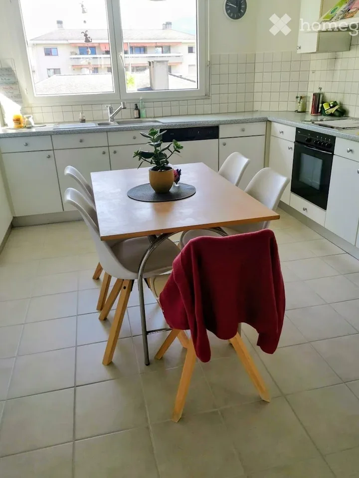 Helles Apartment in ruhiger Lage, Zentrum von Fully – Foto 4 von 15