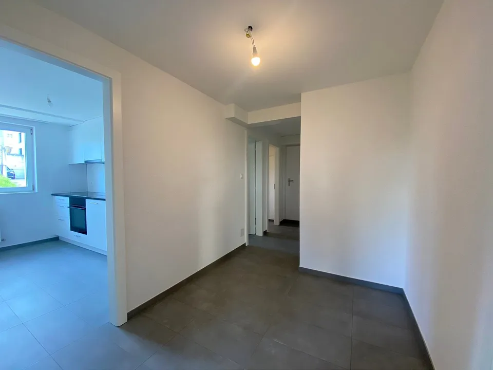 04000 - Wohnung 3 Zimmer - RTE JOSEPH-CHALEY 18 - FREIBURG – Foto 5 von 9