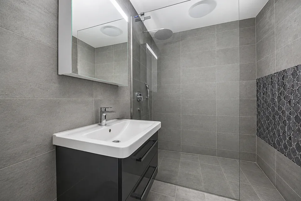 Modern ownership apartment with lake view and Minergie standard – photo 7 of 11