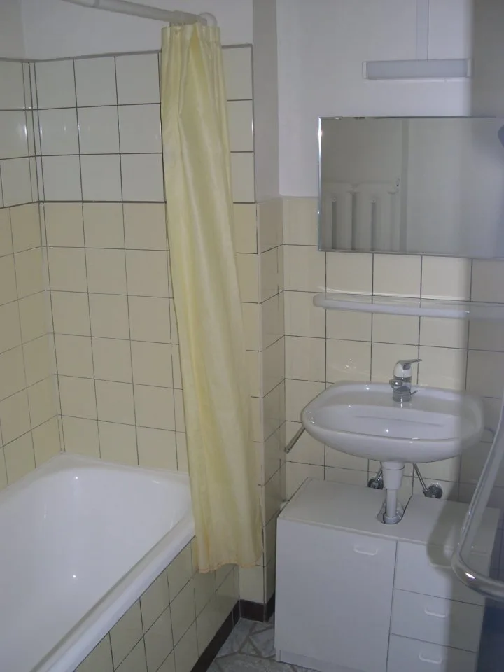 02336 - Appartement 4 pièces - Midi 17a - Le Locle – photo 2 sur 6