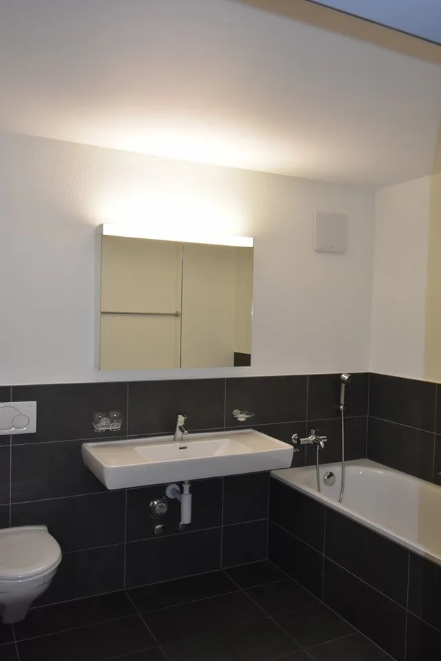 Moderne Wohnung in grüner Umgebung – Foto 5 von 7