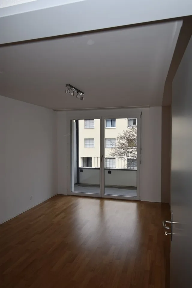 Moderne Wohnung in grüner Umgebung – Foto 4 von 7