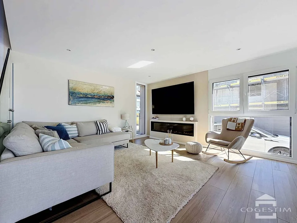 Moderne 5.5-Zimmer-Villa mit Swimmingpool – Foto 8 von 13