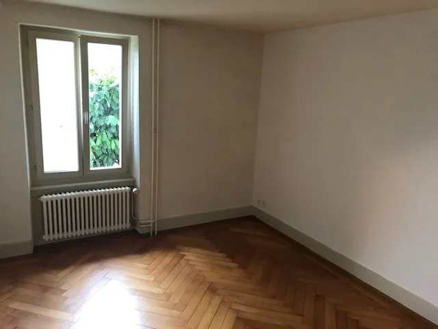 Charmanter Apartment mit 3.5 Zimmern im Erdgeschoss – Foto 4 von 4
