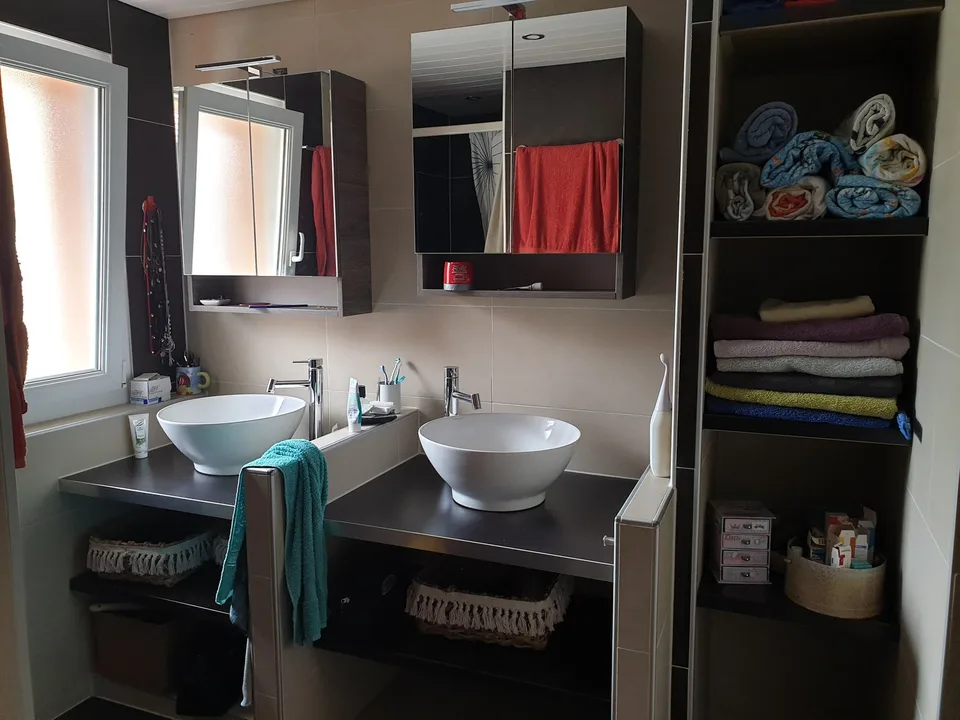 Villa a schiera familiare di 6,5 locali in zona tranquilla ad Avenches – foto 11 di 13