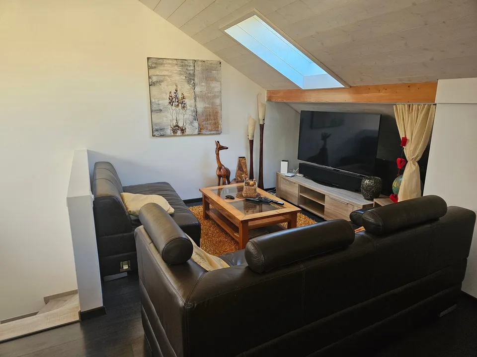 Villa a schiera familiare di 6,5 locali in zona tranquilla ad Avenches – foto 12 di 13
