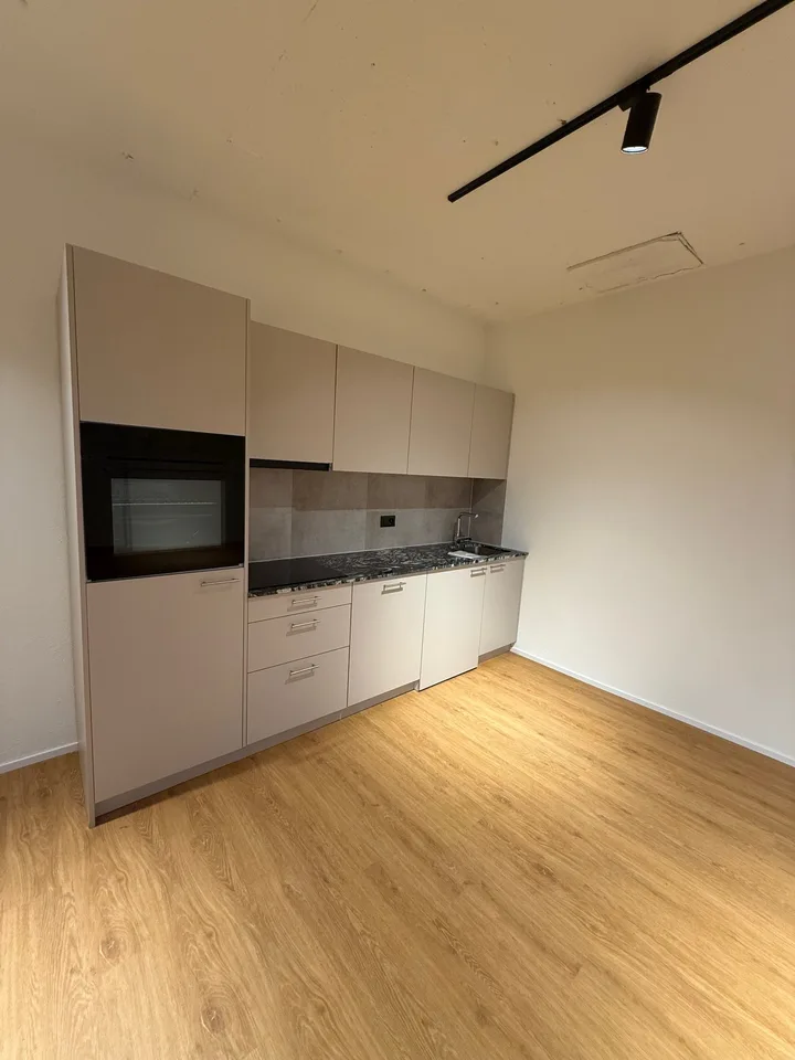 Moderne 2.5-Zimmer-Wohnung an zentraler Lage in Reinach – Foto 4 von 6