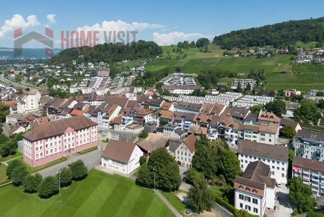 Charakterhaus mit 340 m² - Wohnen, Arbeiten, Leben – Foto 12 von 12