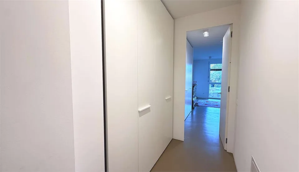 Helles und geräumiges Apartment 4,5 mit großem Terrassenbereich – Foto 9 von 13