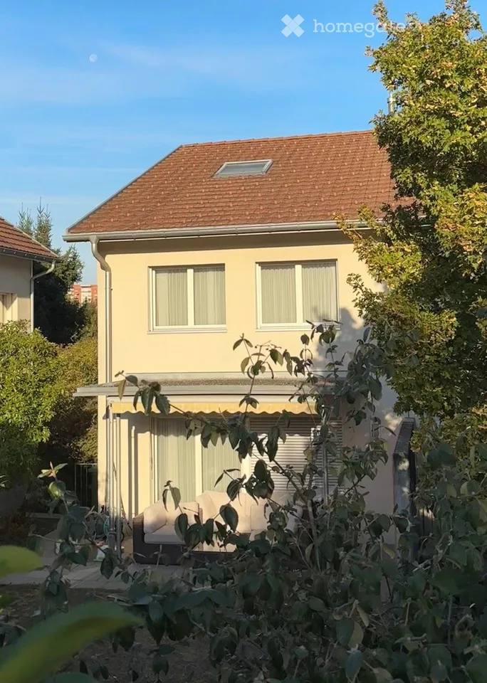 Spacious semi-detached house with garden – quiet and central in Muttenz – photo 5 of 11
