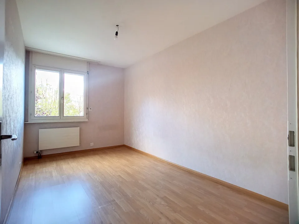 Sion, appartement de 5.5 pièces au cœur du quartier de Vissigen avec place de parc – photo 13 sur 19