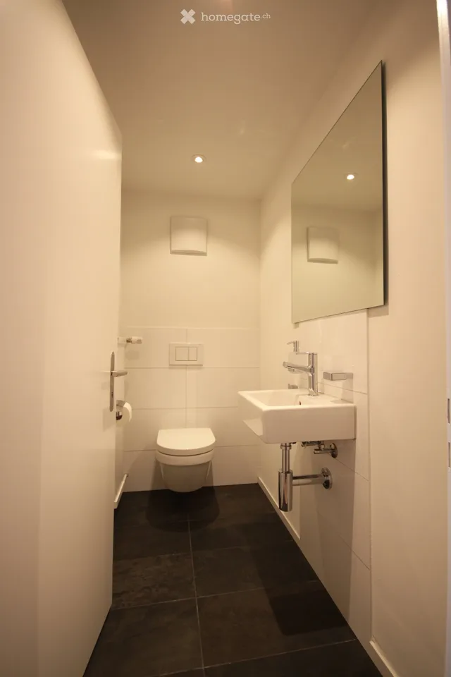 Maisonnette 5,5 pièces + appartement 1,5 pièces au rez-de-chaussée avec espace commercial à Kaiserstuhl + terrain en Allemagne – photo 7 sur 30