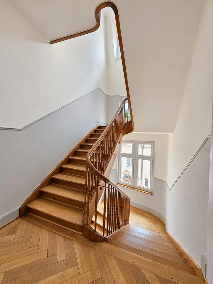 Office spaces in a representative business building in the Basel city center – photo 8 of 12