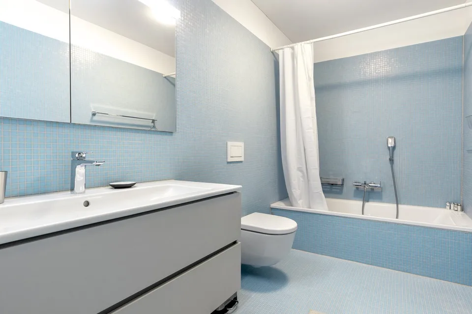 Leimbach 3,5 pièces + salle de séjour & cuisine, 2 minutes au marché, via Blueground – photo 10 sur 18