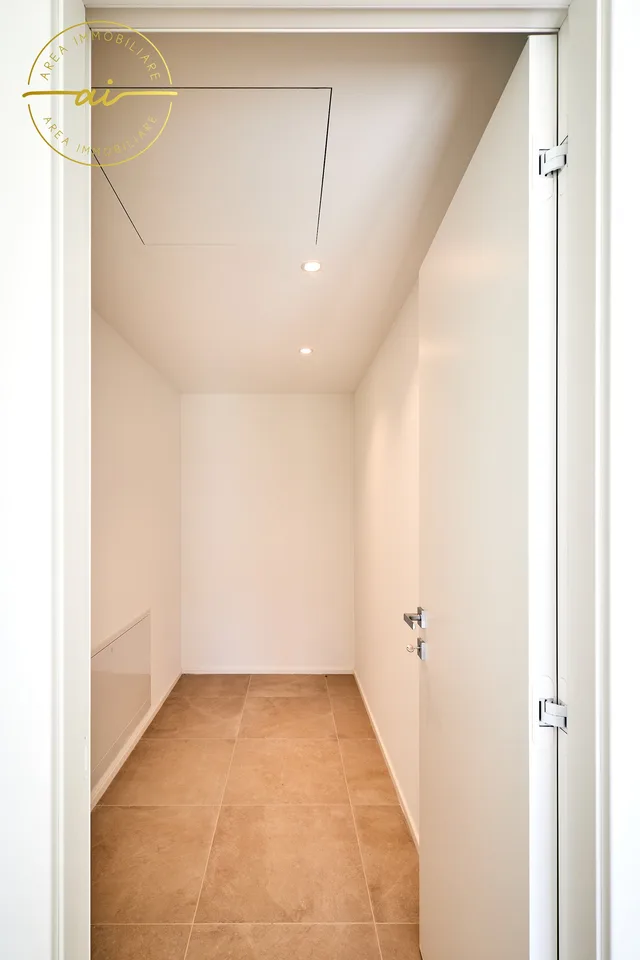 ELEGANTE 2.5 LOCALI DI NUOVA COSTRUZIONE CON GIARDINO – foto 12 di 16